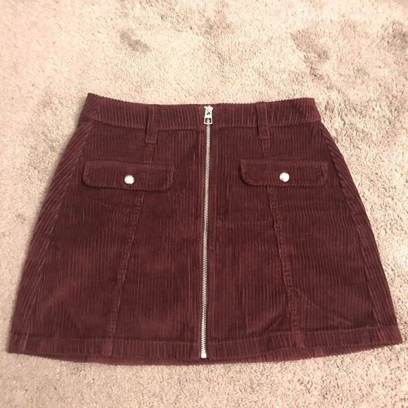 Maroon zip mini skirt - Picture 1 of 1